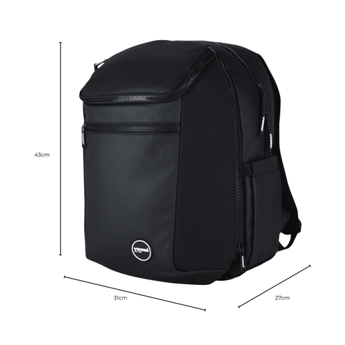 Urban black backpack with dimensions. 43cmx31cmx27cm